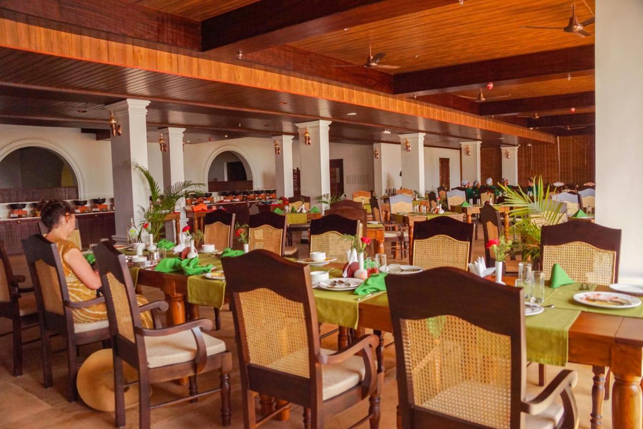 AyurSoma Ayurveda Royal Retreat Otel Kovalam Dış mekan fotoğraf