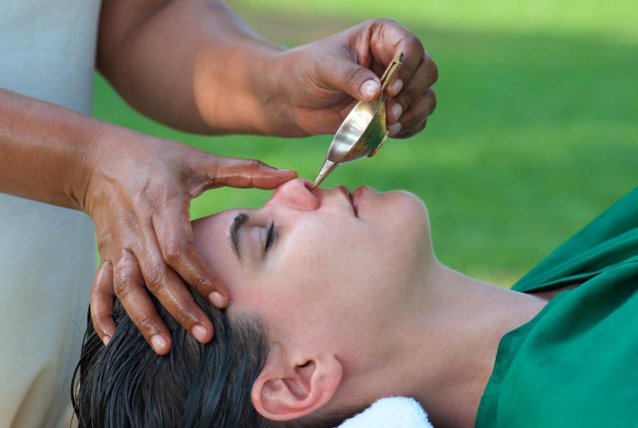 AyurSoma Ayurveda Royal Retreat Otel Kovalam Dış mekan fotoğraf