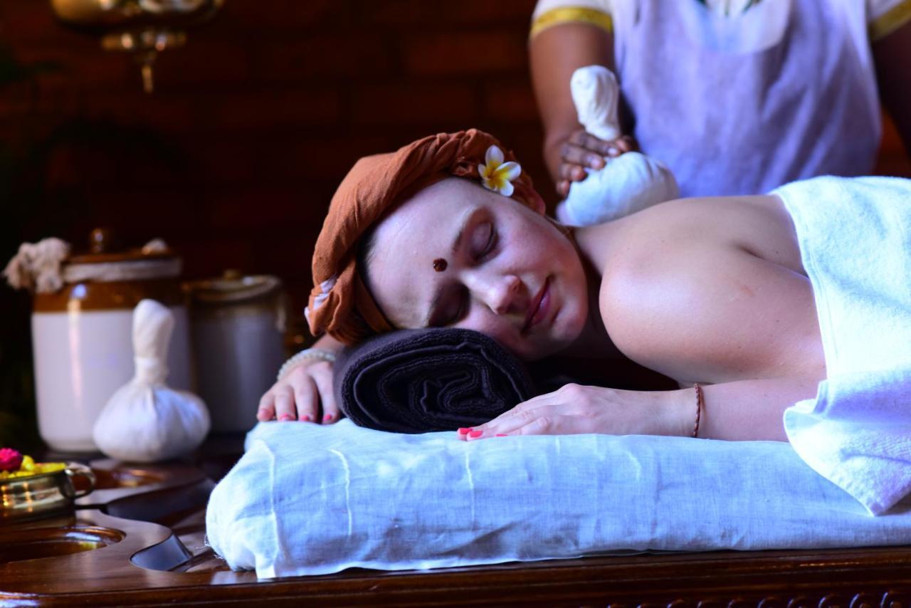 AyurSoma Ayurveda Royal Retreat Otel Kovalam Dış mekan fotoğraf